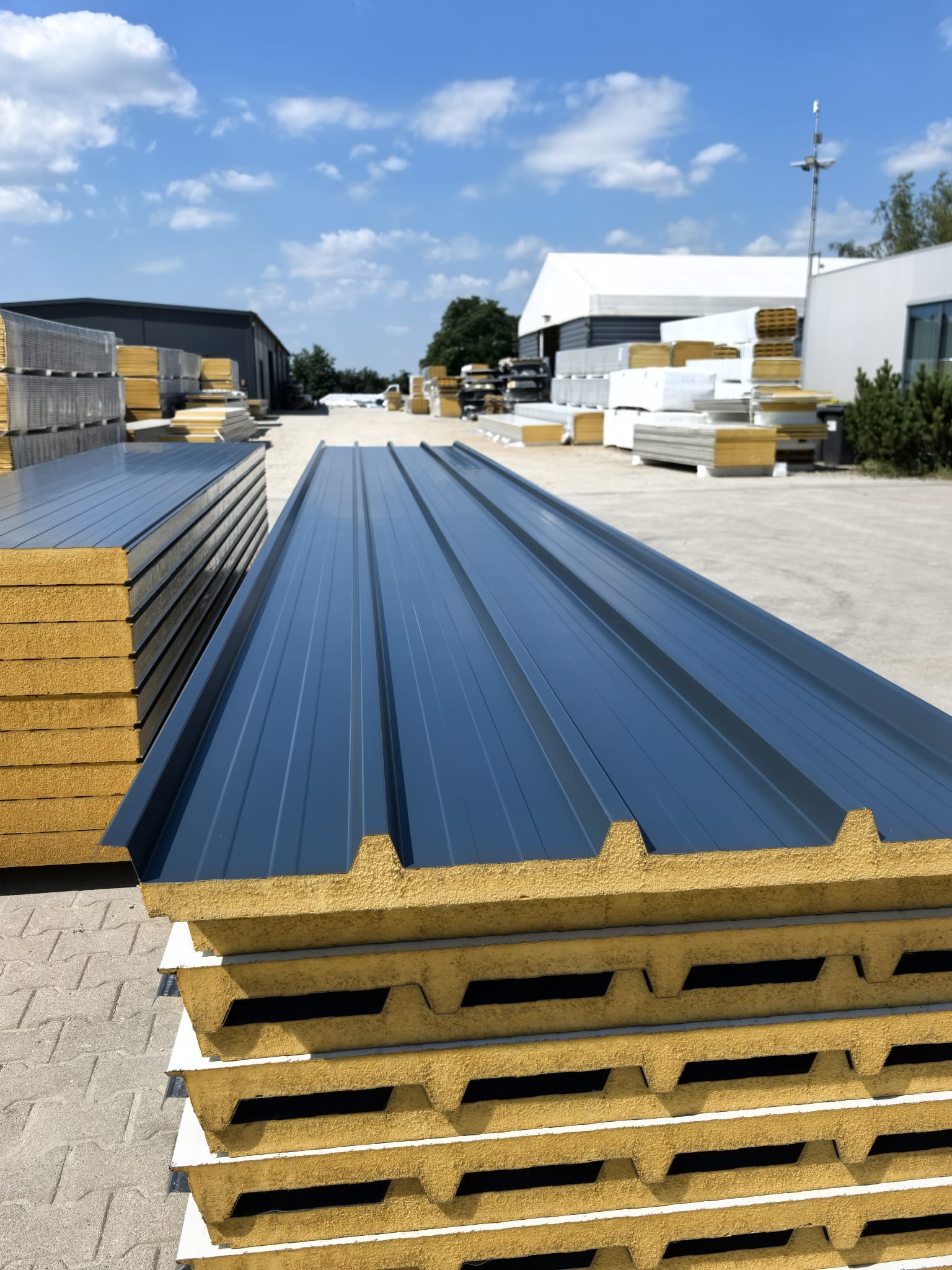 Płyta warstwowa dachowa 40mm - 2 gat.